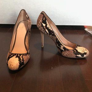 Kenneth Cole Animal Print heels size 10
